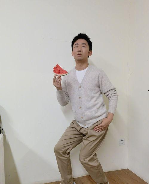 杨迪喝酒爆料视频,揭秘娱乐圈不为人知的秘密  第2张